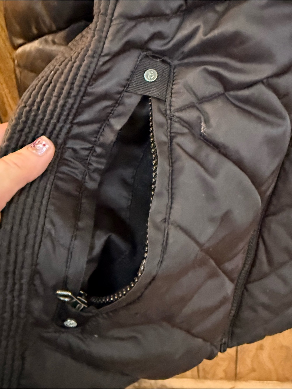 Nautica Women’s XL Black Quilted Puffer Jacket Faux Fur Hood Zip Coat - Picture 5 of 8